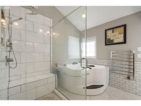 465 SW Edgewater Depoe Bay OR 97341