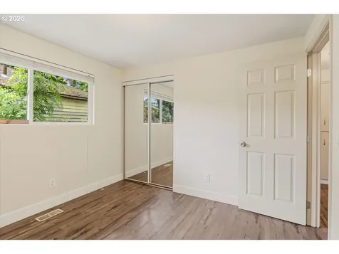411 Oak Street Woodburn OR 97071