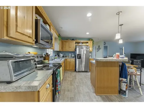 69127 Wildwood Road North Bend OR 97459