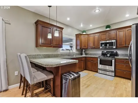 8975 SE 282nd Avenue Boring OR 97009
