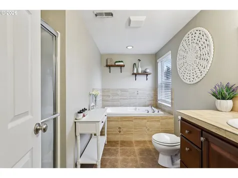 8975 SE 282nd Avenue Boring OR 97009
