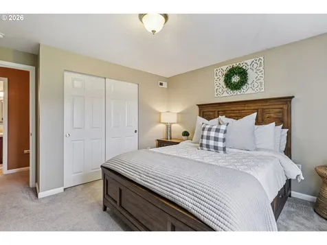 8975 SE 282nd Avenue Boring OR 97009