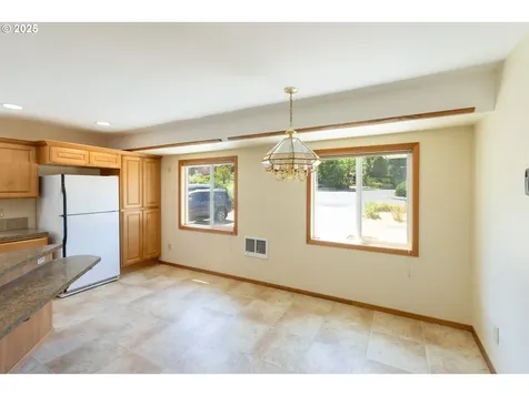 1835 W Scenic Drive The Dalles OR 97058