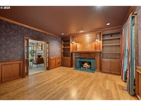 24700 NE Prairie View Drive Aurora OR 97002