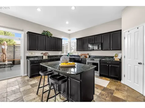 15705 NE 19th Avenue Vancouver WA 98686