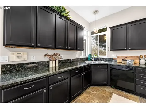 15705 NE 19th Avenue Vancouver WA 98686