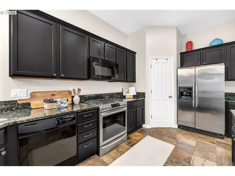15705 NE 19th Avenue Vancouver WA 98686