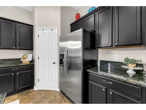 15705 NE 19th Avenue Vancouver WA 98686