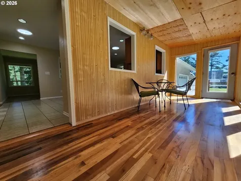 92504 Paradise Point Road Port Orford OR 97465
