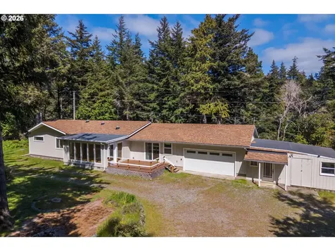 92504 Paradise Point Road Port Orford OR 97465