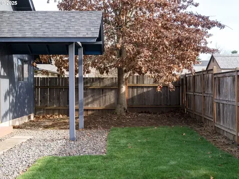 4114 Jessen Drive Eugene OR 97402