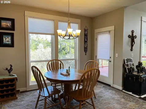 88097 Lake Point Drive Florence OR 97439