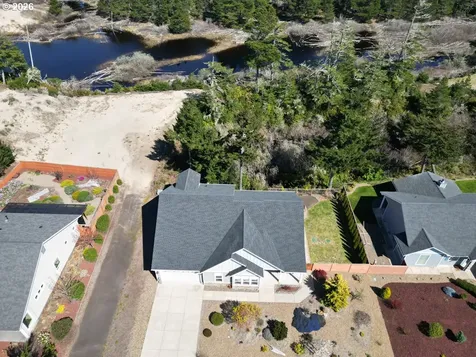 88097 Lake Point Drive Florence OR 97439