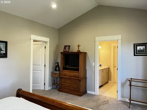 88097 Lake Point Drive Florence OR 97439