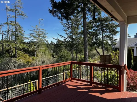 88097 Lake Point Drive Florence OR 97439