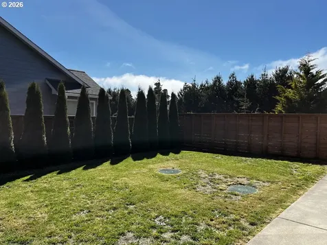 88097 Lake Point Drive Florence OR 97439