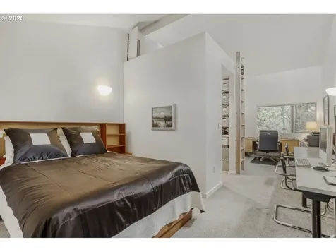 1000 Forest Meadows Way Lake Oswego OR 97034