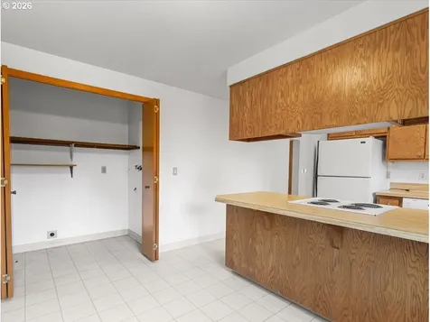 4715 SE 87th Avenue Portland OR 97266