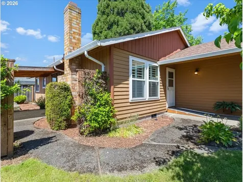 4715 SE 87th Avenue Portland OR 97266