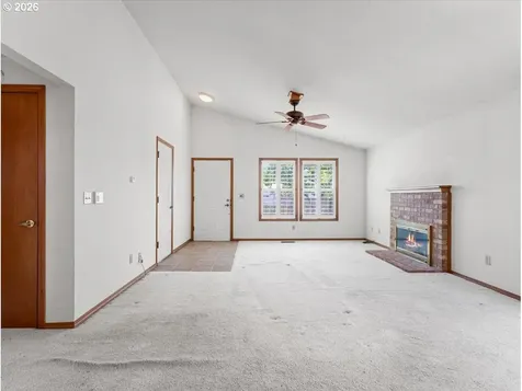 4715 SE 87th Avenue Portland OR 97266