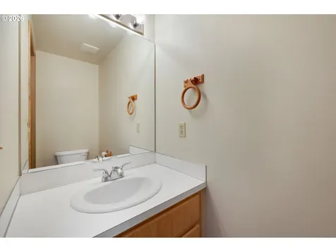 15814 NE 70th Street Vancouver WA 98682