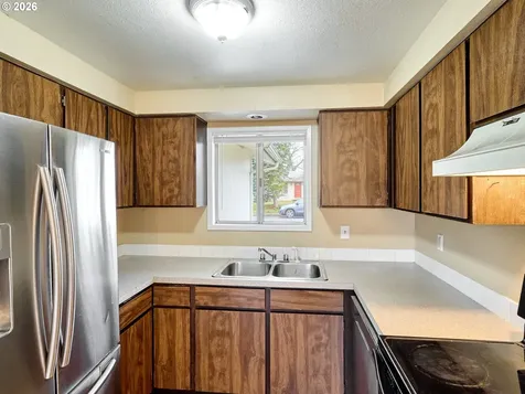 1106 Royalty Drive NE Salem OR 97301