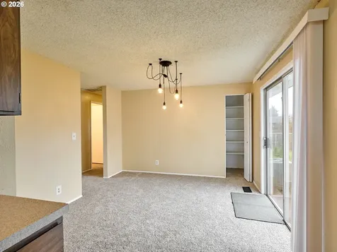 1106 Royalty Drive NE Salem OR 97301