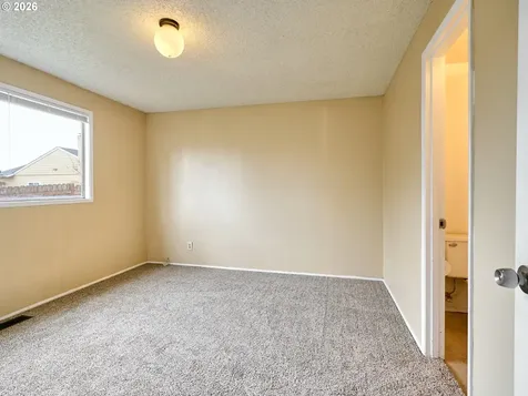 1106 Royalty Drive NE Salem OR 97301