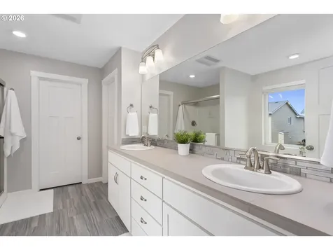 13402 NE 114th Way Brush Prairie WA 98606