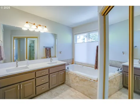 2418 NE 148th Street Vancouver WA 98686