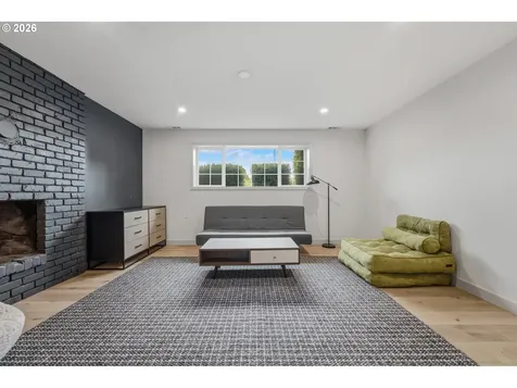 1187 Netzel Street Oregon City OR 97045
