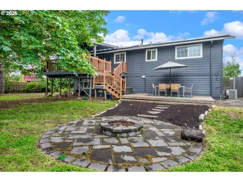 1187 Netzel Street Oregon City OR 97045
