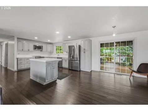 1187 Netzel Street Oregon City OR 97045