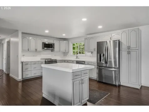 1187 Netzel Street Oregon City OR 97045