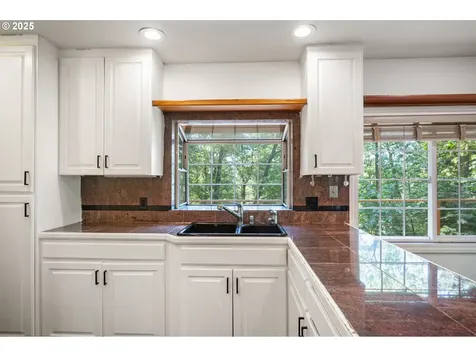 52955 E Cherryville Drive Sandy OR 97055