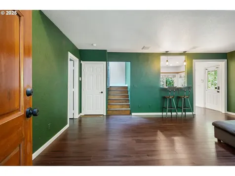 52955 E Cherryville Drive Sandy OR 97055