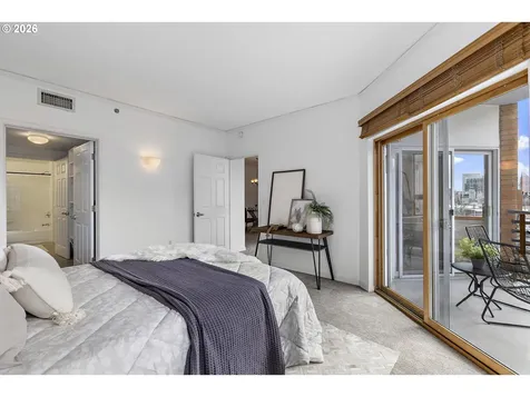 1132 SW 19th Avenue Portland OR 97205