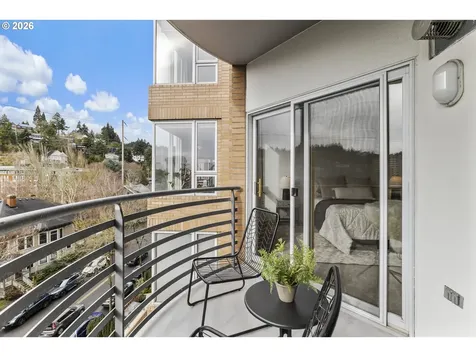 1132 SW 19th Avenue Portland OR 97205