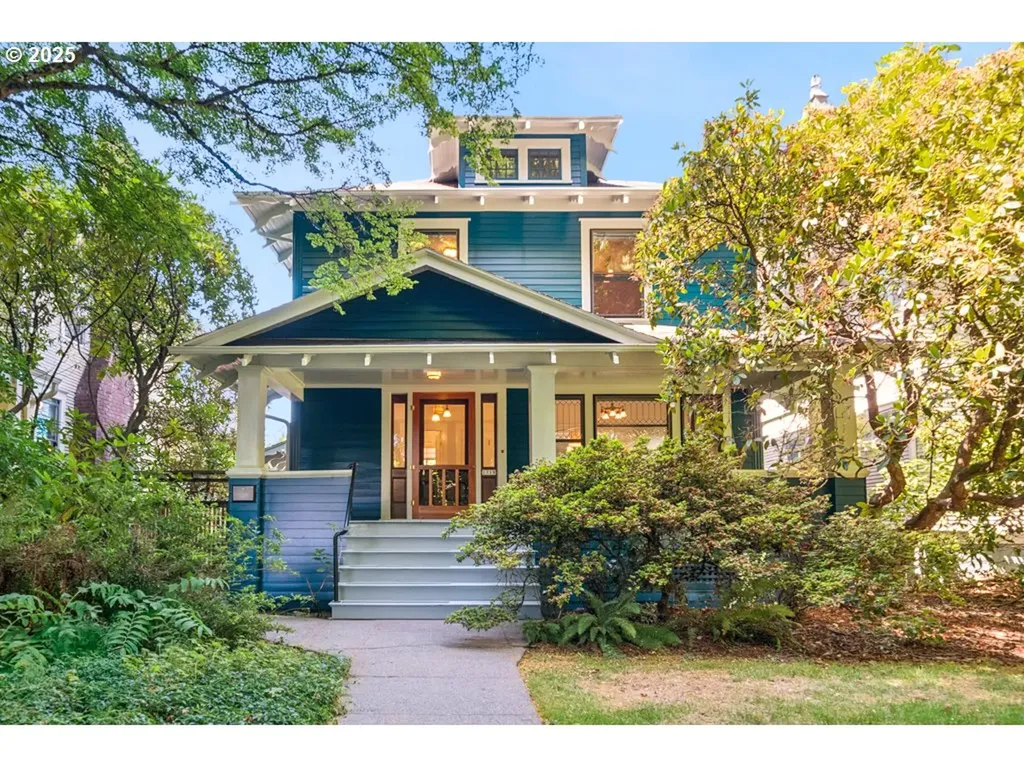 1719 SE Ladd Avenue Portland OR 97214