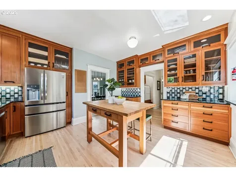 1719 SE Ladd Avenue Portland OR 97214