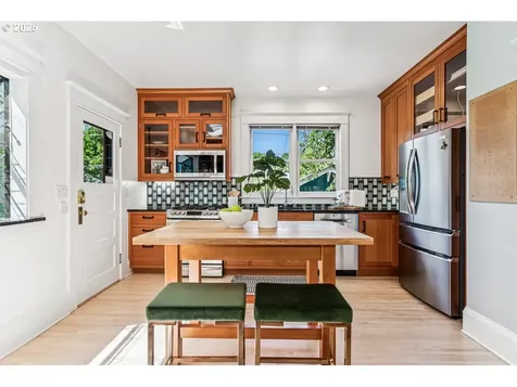 1719 SE Ladd Avenue Portland OR 97214
