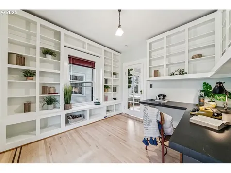 1719 SE Ladd Avenue Portland OR 97214