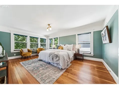 1719 SE Ladd Avenue Portland OR 97214