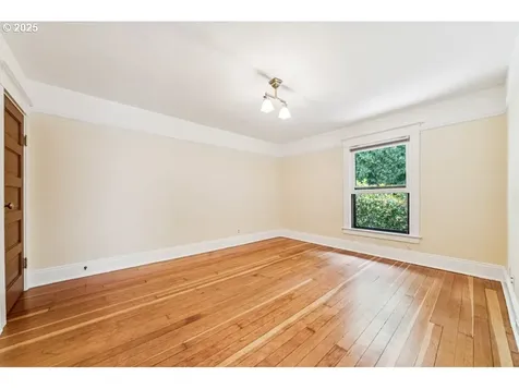 1719 SE Ladd Avenue Portland OR 97214