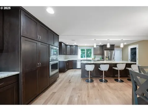 1412 SW Chastain Avenue Gresham OR 97080