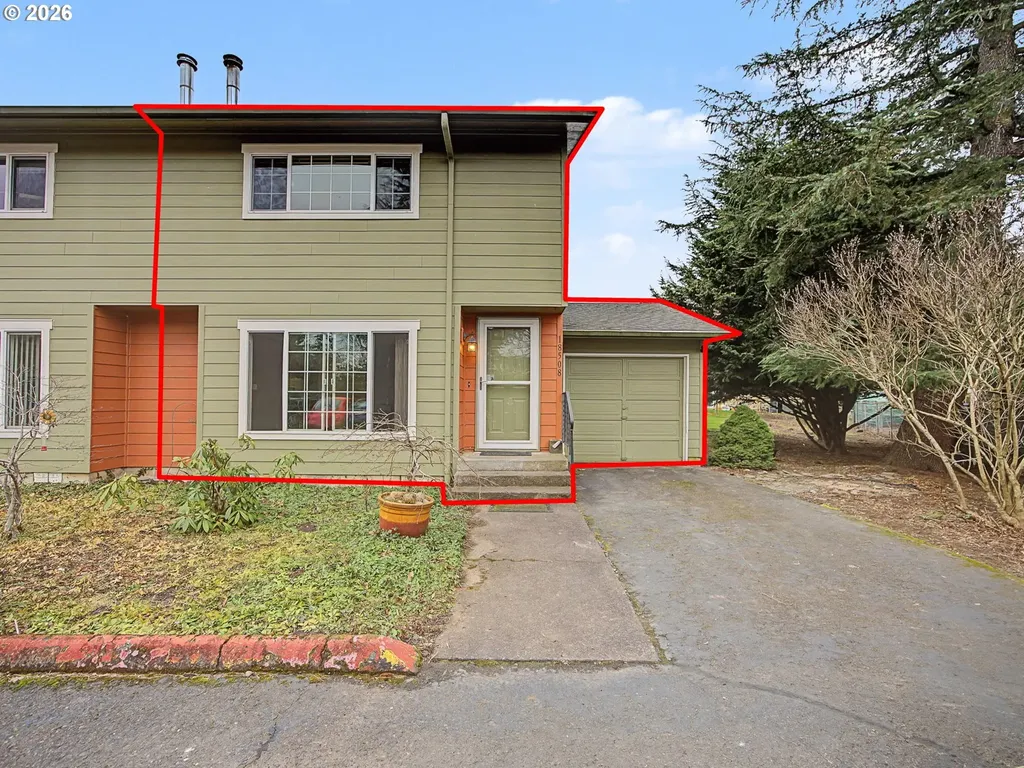 18508 NE Wasco Street Portland OR 97230