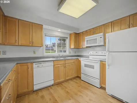 18508 NE Wasco Street Portland OR 97230