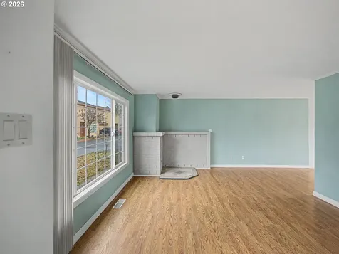 18508 NE Wasco Street Portland OR 97230