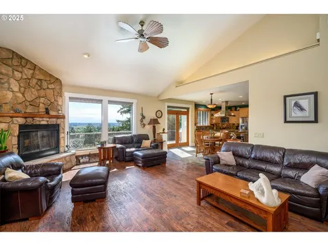 15000 NW Blacktail Lane Mcminnville OR 97128