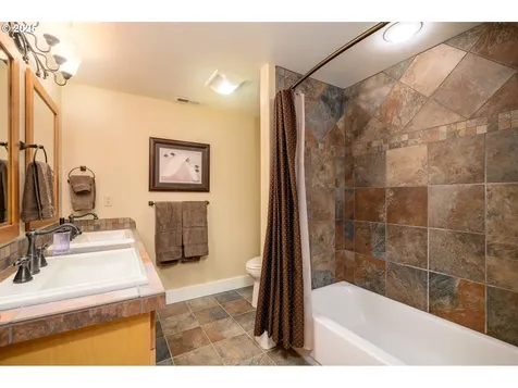 15000 NW Blacktail Lane Mcminnville OR 97128